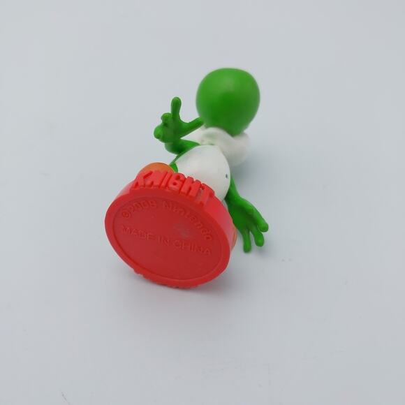 Yoshi Knight figurine Nintendo Super Mario Chess Piece‎ Replacement Cake Topper - Picture 3 of 3